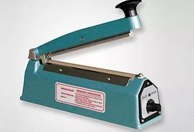 Sealing machine